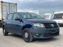Blau Gebraucht 2014 Dacia Sandero Essentiel Kleinwagen | 1.500 €