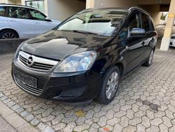 Schwarz Gebraucht 2013 Opel Zafira Family Van / Kleinbus | 3.990 € (Fairer Preis)