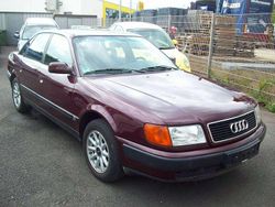 Rot Gebraucht 1992 Audi 100 Limousine | 9.500 €