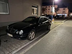 Schwarz Gebraucht 1998 Mercedes CLK320 Coupé | 1.500 € (Fairer Preis)