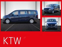 Blau Gebraucht 2022 Mercedes Vito Van / Kleinbus | 30.877 € (Fairer Preis)
