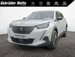 Weiß Gebraucht 2022 Peugeot e-2008 SUV | 17.850 € (Guter Preis)