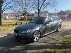 Grau Gebraucht 2006 BMW 520 Advantage Kombi | 7.990 €