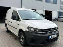 Weiß Gebraucht 2016 VW Caddy Van / Kleinbus | 8.500 € (Fairer Preis)
