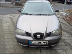 Grau Gebraucht 2004 Seat Ibiza Reference Limousine | 850 € (Superpreis)
