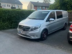 Silber Gebraucht 2016 Mercedes Vito Van / Kleinbus | 22.500 €
