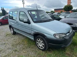 Blau Gebraucht 2001 Peugeot Partner Van / Kleinbus | 1.290 € (Guter Preis)