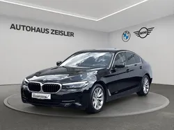 Saphirschwarz Gebraucht 2023 BMW 520 Sport Line Limousine | 39.940 € (Fairer Preis)