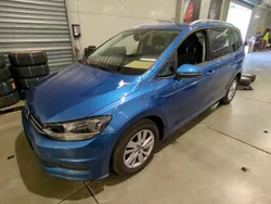 Blau Gebraucht 2021 VW Touran Comfortline Van / Kleinbus | 20.190 € (Superpreis)