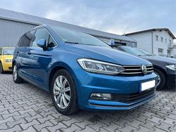Blau Gebraucht 2015 VW Touran Highline Van / Kleinbus | 16.300 € (Fairer Preis)