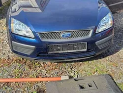 Blau Gebraucht 2005 Ford Focus Trend Kombi | 1.499 € (Etwas zu teuer)