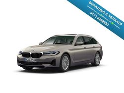 Alvitgrau metallic Gebraucht 2022 BMW 540 Kombi | 49.490 € (Guter Preis)