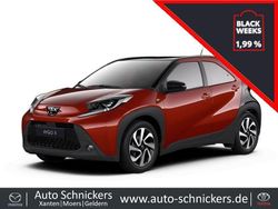 Ginger beige / night sky black Gebraucht 2024 Toyota Aygo Team Kleinwagen | 17.990 € (Etwas zu teuer)