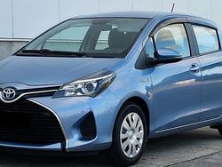 Blau Gebraucht 2014 Toyota Yaris Hybrid Comfort Kleinwagen | 11.500 € (Fairer Preis)