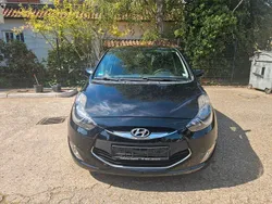 Schwarz Gebraucht 2014 Hyundai ix20 Edition Van / Kleinbus | 5.500 € (Guter Preis)