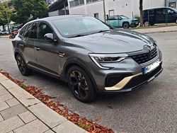 Grau Gebraucht 2022 Renault Arkana SUV | 22.290 € (Fairer Preis)