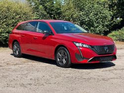 Rot Gebraucht 2024 Peugeot 308 Allure Kombi | 22.450 € (Superpreis)