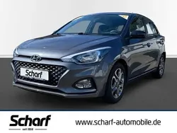 Silber Gebraucht 2020 Hyundai i20 Trend Kleinwagen | 14.890 € (Fairer Preis)