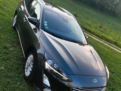 Grau Gebraucht 2020 Ford Focus Kombi | 16.900 € (Fairer Preis)