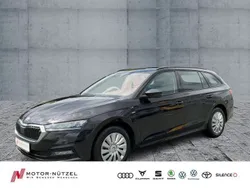 Schwarzmagic perleffekt Gebraucht 2022 Skoda Octavia Ambition Kombi | 28.930 € (Etwas zu teuer)
