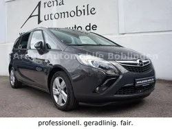 Grau Gebraucht 2016 Opel Zafira Tourer drive Van / Kleinbus | 13.800 € (Teuer)