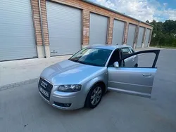 Grau Gebraucht 2006 Audi A3 Kleinwagen | 4.000 € (Fairer Preis)
