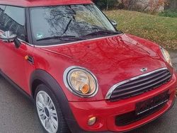 Rot Gebraucht 2012 Mini One Clubman Kombi | 3.300 €
