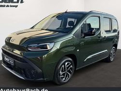 Grün Gebraucht 2025 Toyota Proace Verso City Kombi | 36.870 € (Fairer Preis)