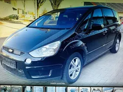Schwarz Gebraucht 2010 Ford S-MAX Titanium S Van / Kleinbus | 2.890 € (Guter Preis)