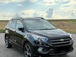 Schwarz Gebraucht 2018 Ford Kuga ST-Line SUV | 18.800 € (Fairer Preis)