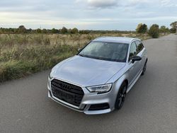 Silber Gebraucht 2017 Audi A3 S-Line Limousine | 19.500 € (Fairer Preis)