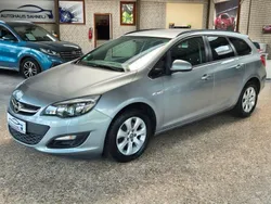Silber Gebraucht 2014 Opel Astra Edition Kombi | 3.490 € (Guter Preis)