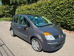Braun Gebraucht 2005 Renault Modus Van / Kleinbus | 1.200 € (Guter Preis)