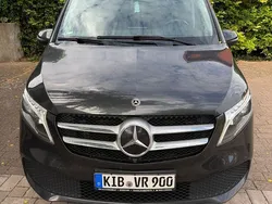 Grau Gebraucht 2020 Mercedes V220 Van / Kleinbus | 39.000 € (Superpreis)