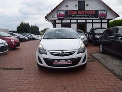 Weiß Gebraucht 2014 Opel Corsa Kleinwagen | 3.990 € (Etwas zu teuer)