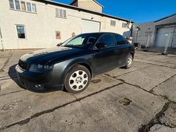 Schwarz Gebraucht 2002 Audi A4 Limousine | 1.400 € (Guter Preis)