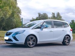 Weiß Gebraucht 2013 Opel Zafira Tourer Van / Kleinbus | 5.500 € (Superpreis)