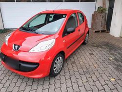 Rot Gebraucht 2006 Peugeot 107 Kleinwagen | 2.500 € (Etwas zu teuer)