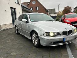 Silber Gebraucht 2002 BMW 525 Limousine | 1.750 € (Guter Preis)