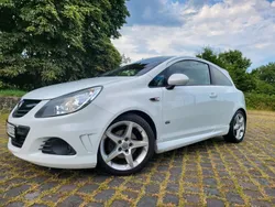 Weiß Gebraucht 2009 Opel Corsa OPC Limousine | 2.900 € (Fairer Preis)