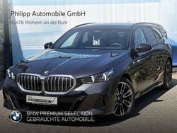 Grau Gebraucht 2024 BMW 520 M Sport | 70.506 €