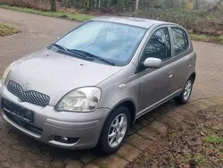 Grau Gebraucht 2005 Toyota Yaris Sport Kleinwagen | 2.980 € (Fairer Preis)