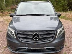 Grau Gebraucht 2015 Mercedes Vito Van / Kleinbus | 9.900 €
