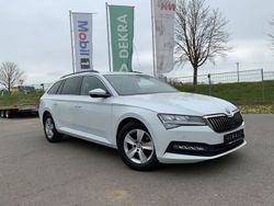 Weiß Gebraucht 2020 Skoda Superb Limousine | 21.790 € (Guter Preis)