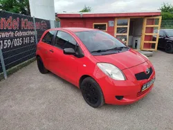 Rot Gebraucht 2007 Toyota Yaris Kleinwagen | 1.650 € (Guter Preis)