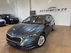 Grau Gebraucht 2021 Skoda Octavia Kombi | 20.490 € (Superpreis)