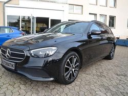 Schwarz Gebraucht 2020 Mercedes E300 Night Kombi | 32.490 € (Fairer Preis)