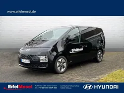 Abyss black Gebraucht 2024 Hyundai Staria Trend Van | 45.960 € (Superpreis)
