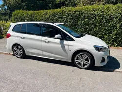 Weiß Gebraucht 2020 BMW 220 Gran Tourer M Sport Van / Kleinbus | 25.900 € (Etwas zu teuer)