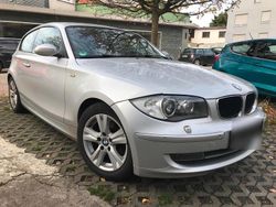 Silber Gebraucht 2009 BMW 118 Kleinwagen | 3.300 € (Superpreis)